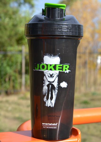 Шейкер спортивний SmartShake Lite 800ml DC Joker 1640877466 фото