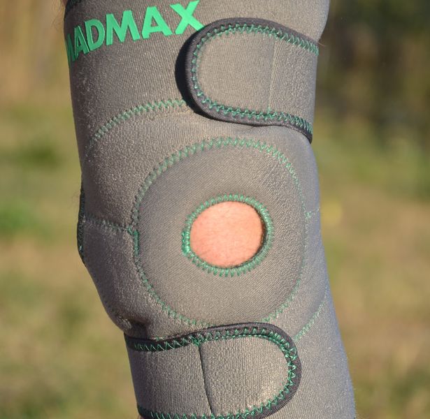 Наколінник MadMax MFA-295 Zahoprene Universal Knee Support Dark Grey/Green (1шт.) 1925919603 фото