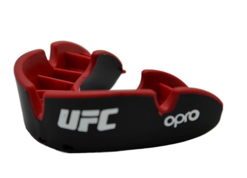 Капа OPRO Silver UFC дитяча (вік до 11) Black/Red (ufc.102515001) 1772172405 фото