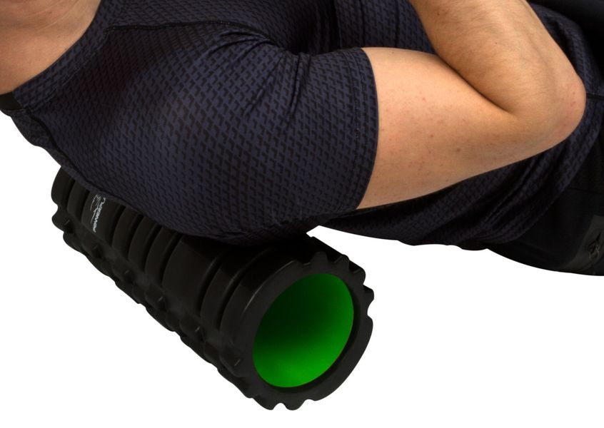 Масажний ролик (роллер) PowerPlay 4025 Massage Roller Чорно-зелений (33x15см.) 772654640 фото